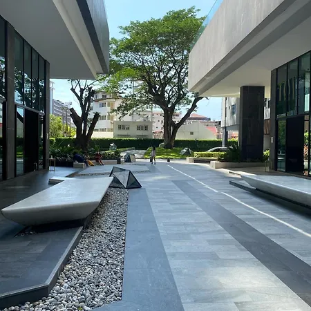 The Base In Pattaya City Exterior photo